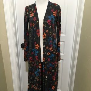 Bnwt small LuLaRoe Sarah